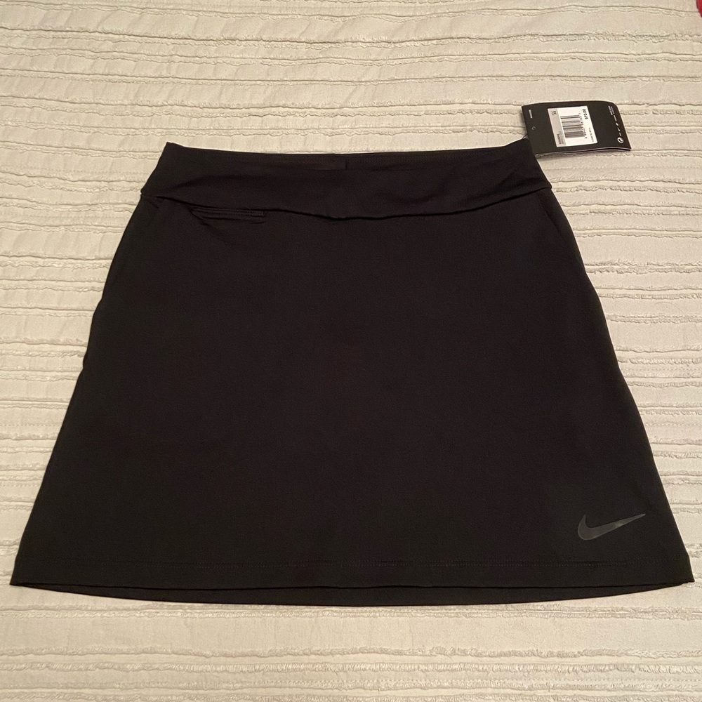 NWT Nike skirt